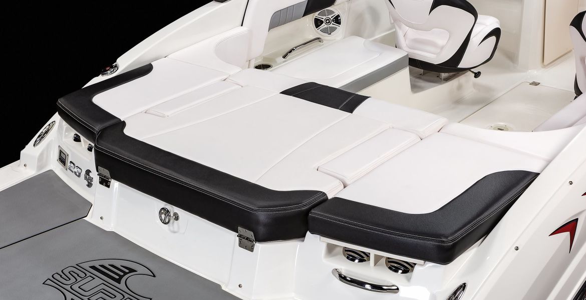 Chaparral 23 Surf