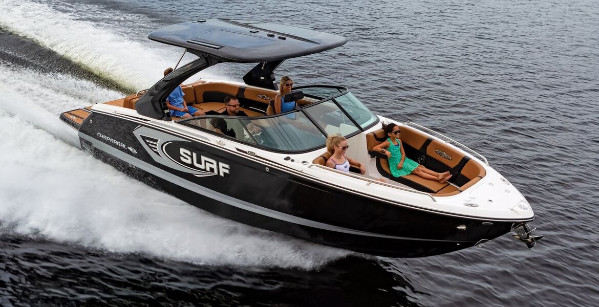 Chaparral 28 Surf
